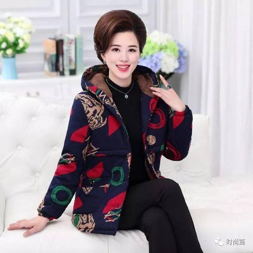 日议员在偷袭珍珠港纪念日集体拜鬼