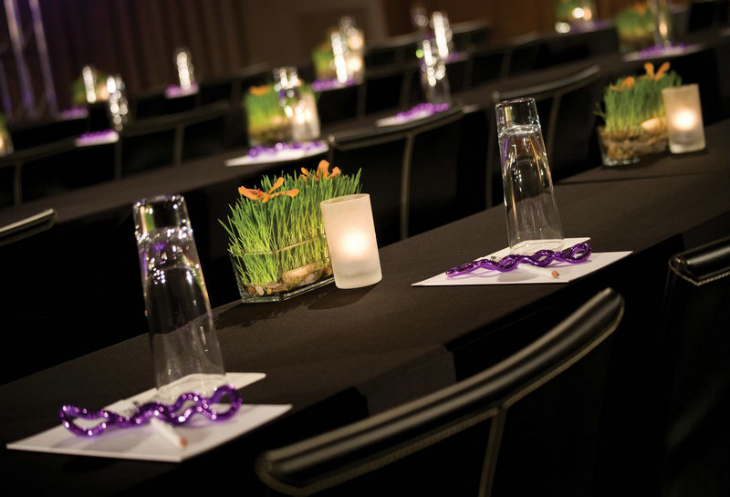 吴刚伐桂是什么故事伐的是什么树