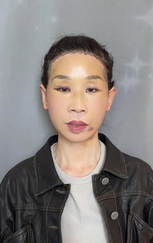 才女张爱玲：一恋倾城 背后是爱情已死风华依旧