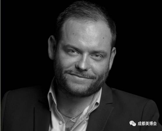 郑州一社区全面禁止引质疑