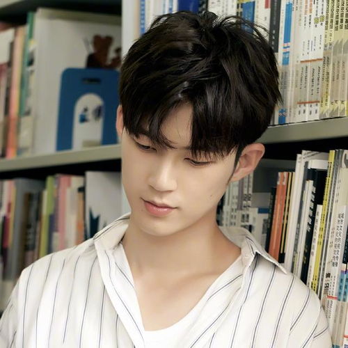 李荣浩第一张专辑(李荣浩第一张专辑歌曲)